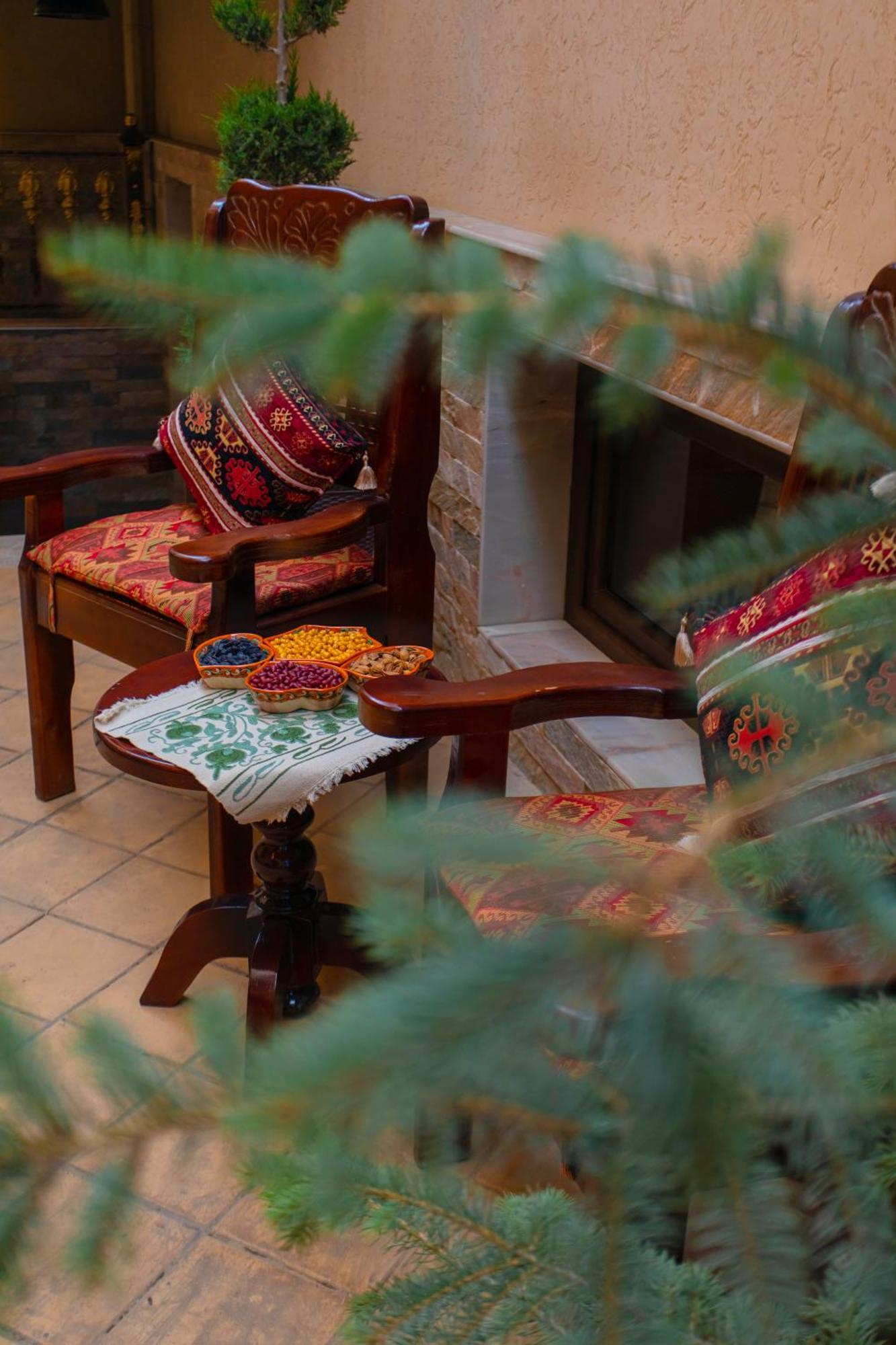Gur Emir Palace Boutique Hotel Samarkand Bagian luar foto